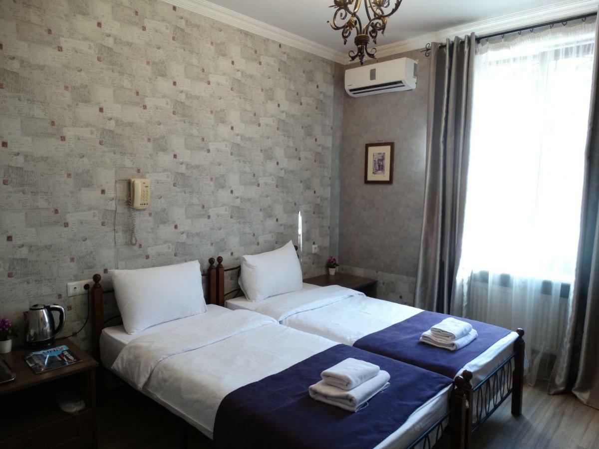 Vita Plaza Tbilisi Zimmer foto